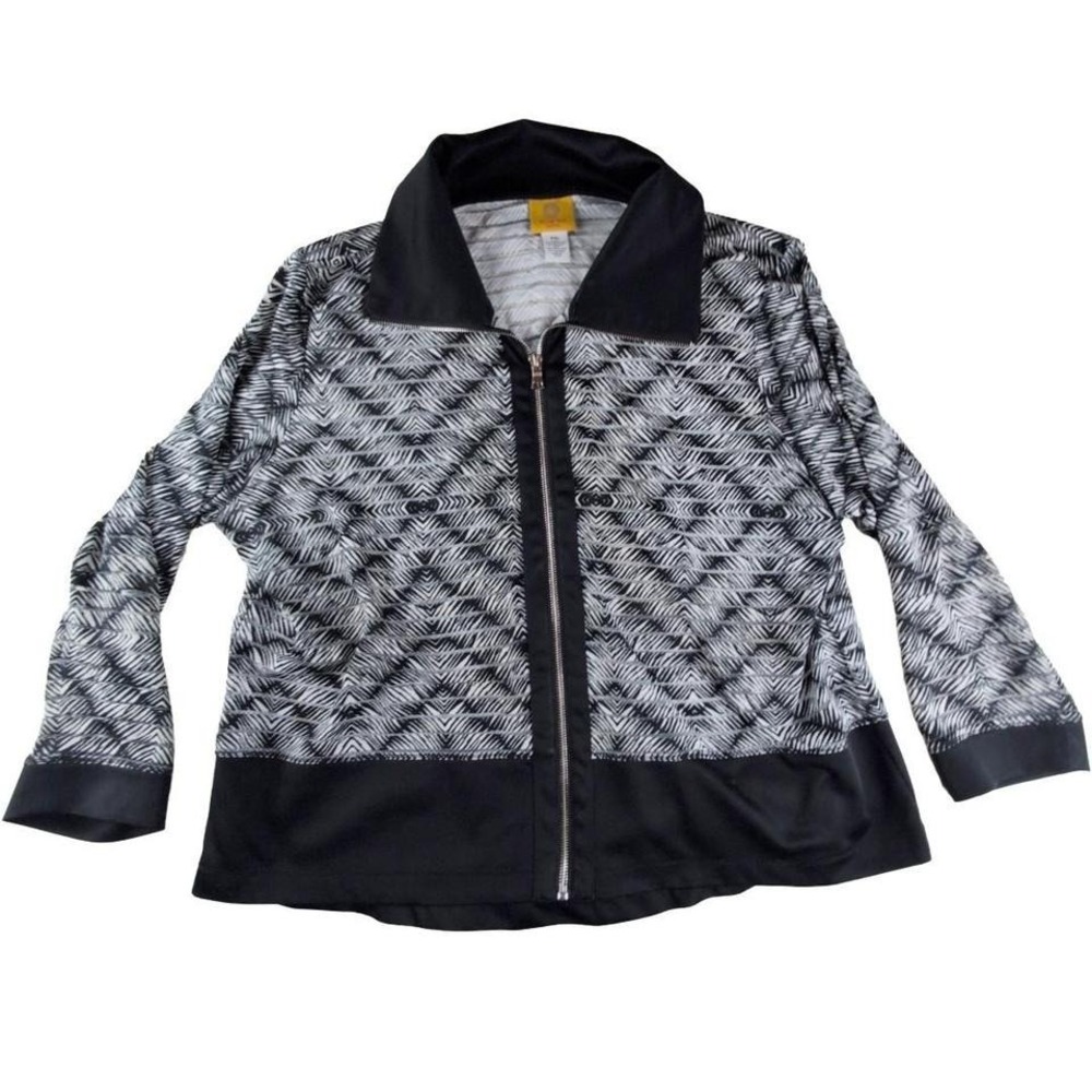 Ruby Rd. black & white patterned jacket with zip-up front and pockets Size XL‎
